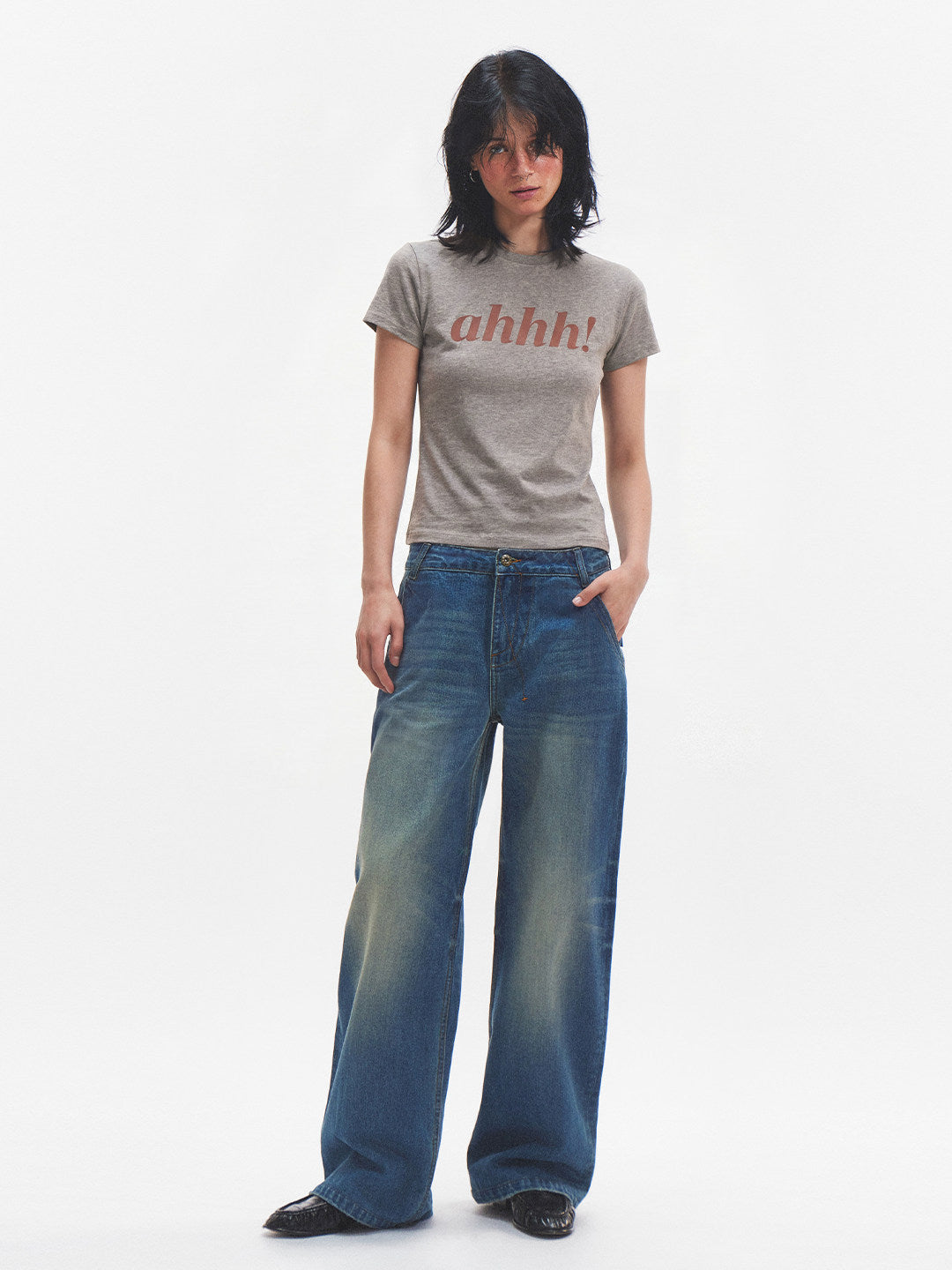 AHHH Logo Print Short Sleeve T-shirt - Gray