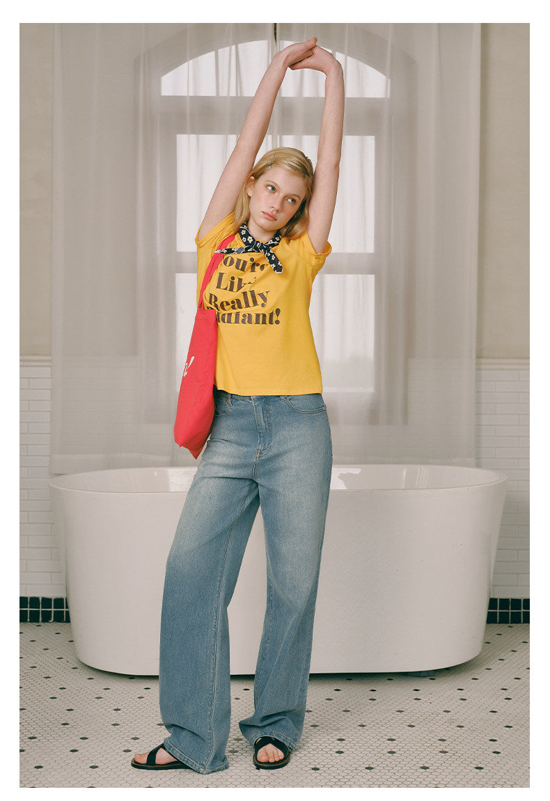 Love-hearted Letter Print T-shirt - Yellow